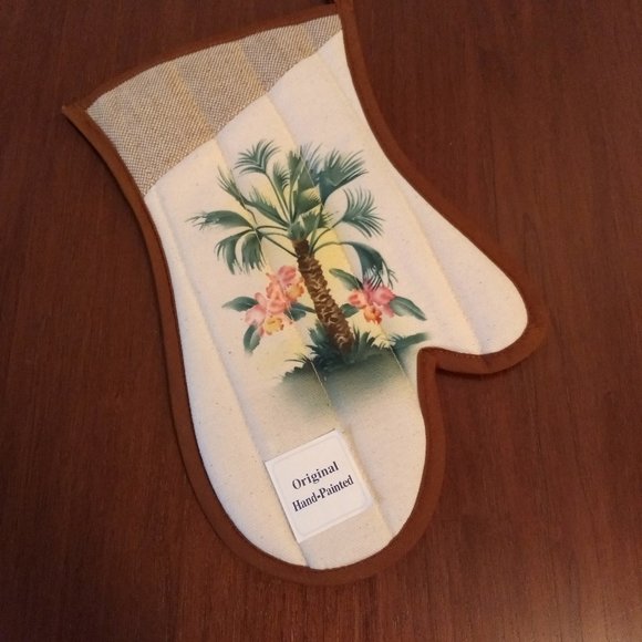 NWT Oven Mitt and Pot Holder. - Picture 2 of 4